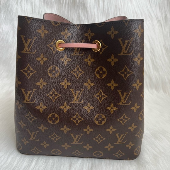 🔥LOUIS VUITTON NéoNoé bucket bag. - Picture 3 of 15